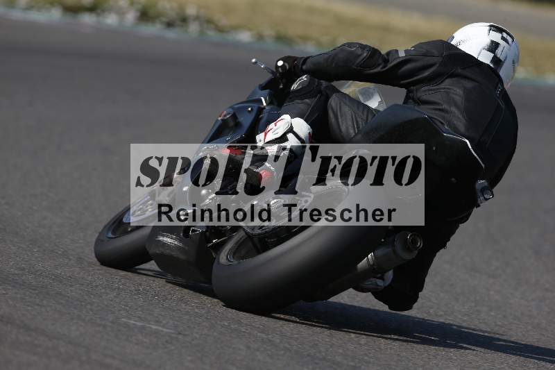 /Archiv-2023/28 05.06.2023 Moto Club Anneau du Rhin/vert-medium/10